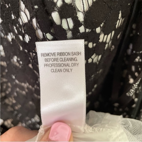 INSPIRE ME Junior Girls Lace Formal Dress Sleeveless Size 7 - Picture 4 of 7